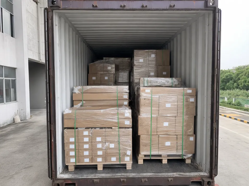 Mixed-SKU solar lighting order loaded in 40HQ container with palletized cartons