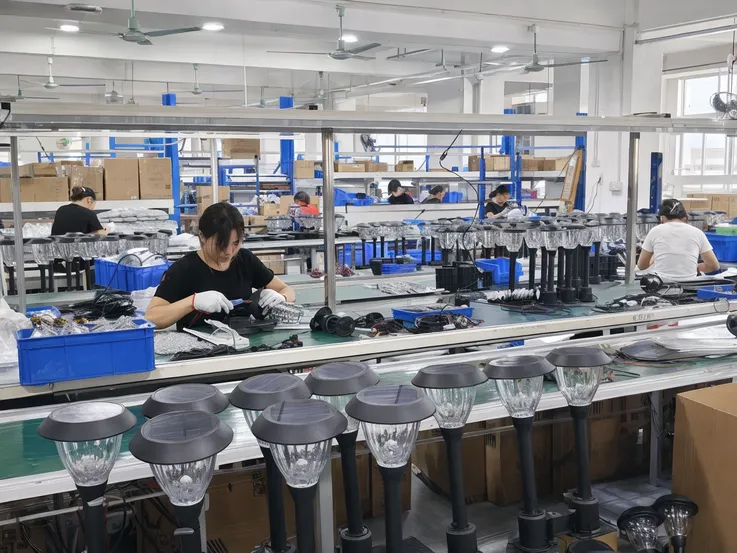 JXSOL factory production line assembling solar pathway lights in Guzhen Town, Zhongshan