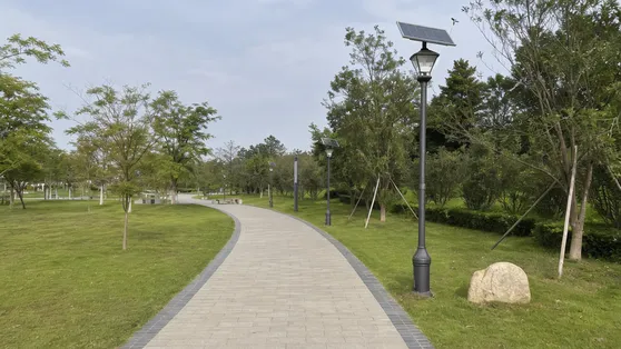 Solar park lighting for pedestrian paths, cycling tracks, and recreational areas